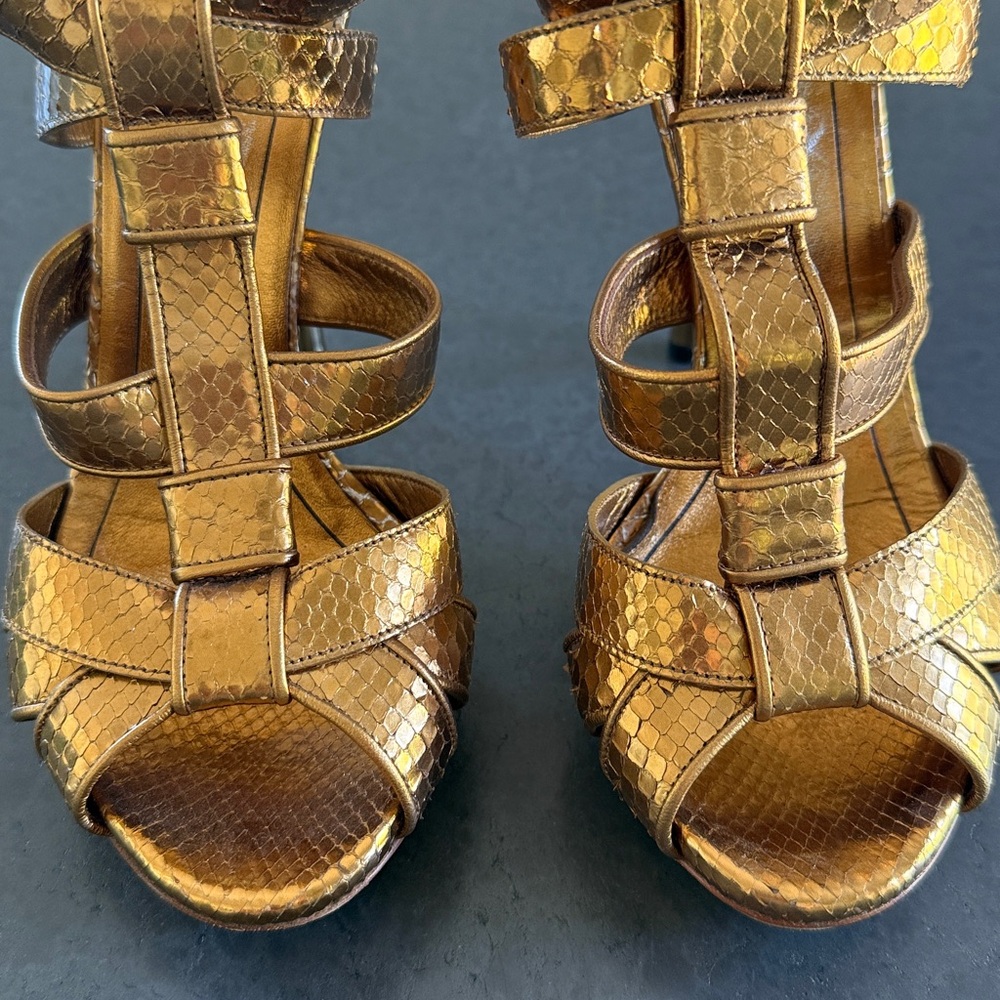 💯 AUTH GUCCI Animal Snake Leather Metallic Gold Bronze Sandals Heels Size 37.5 - Picture 3 of 10